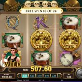 the paying piano club slot game