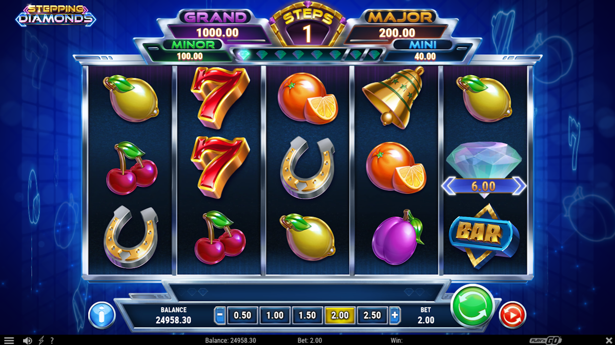 stepping diamonds slot base game by playn go