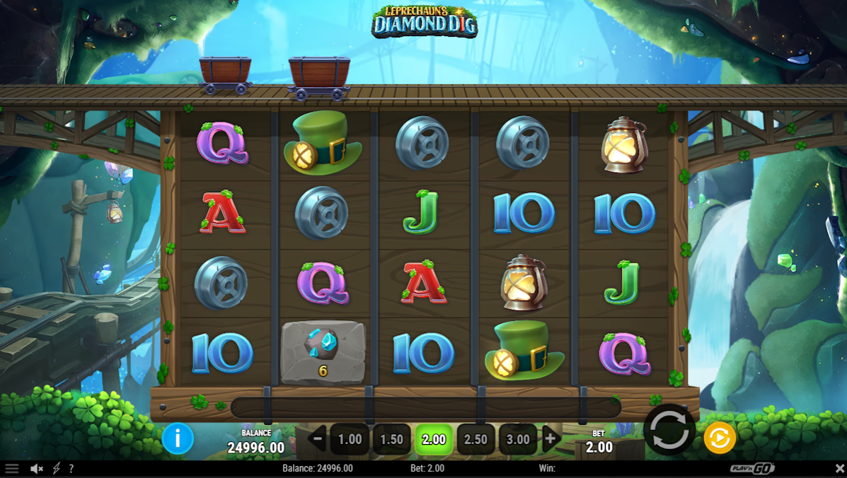 Base game in Leprechaun’s Diamond Dig by Play'n GO