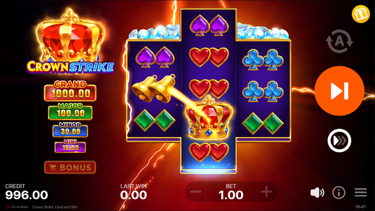 Base game in Crown Strike Hold and Win by Playson