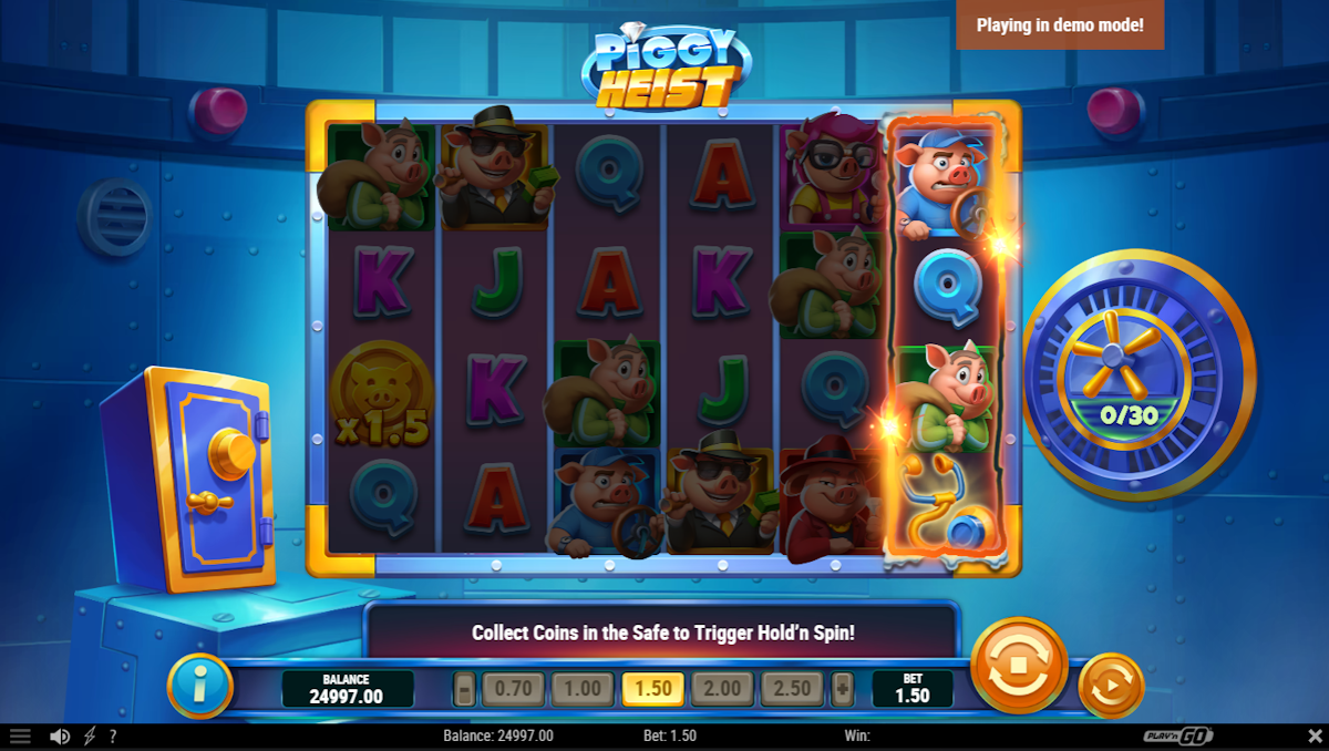 Base game in Piggy Heist by Play’n GO